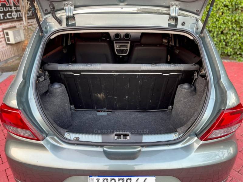 VOLKSWAGEN - GOL - 2010/2011 - Cinza - R$ 24.900,00