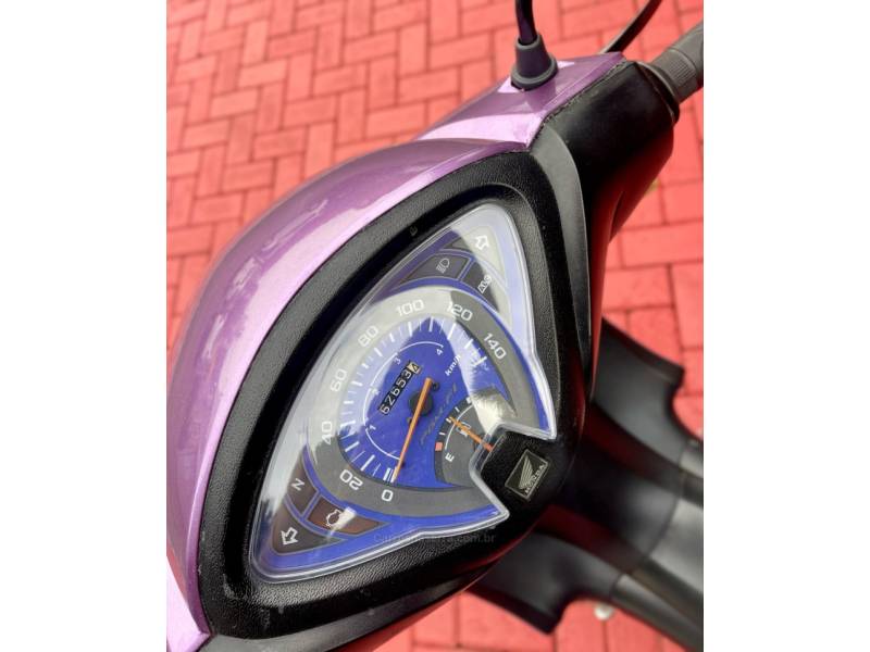 HONDA - BIZ 125 - 2011/2012 - Rosa - R$ 10.900,00