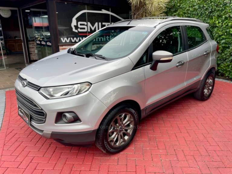 FORD - ECOSPORT - 2014/2015 - Prata - R$ 59.900,00