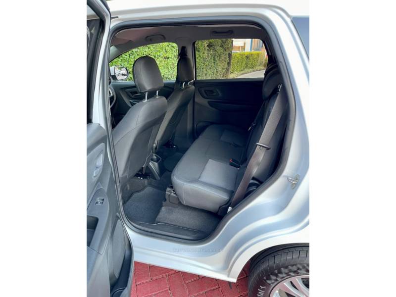 CHEVROLET - SPIN - 2019/2019 - Branca - R$ 64.900,00