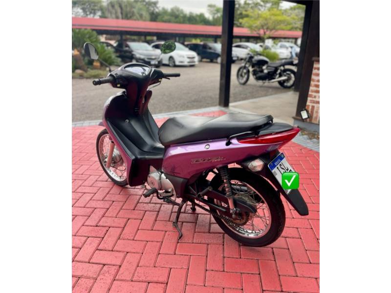 HONDA - BIZ 125 - 2011/2012 - Rosa - R$ 10.900,00
