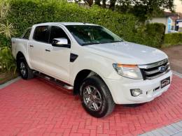 FORD - RANGER - 2013/2014 - Branca - R$ 105.900,00