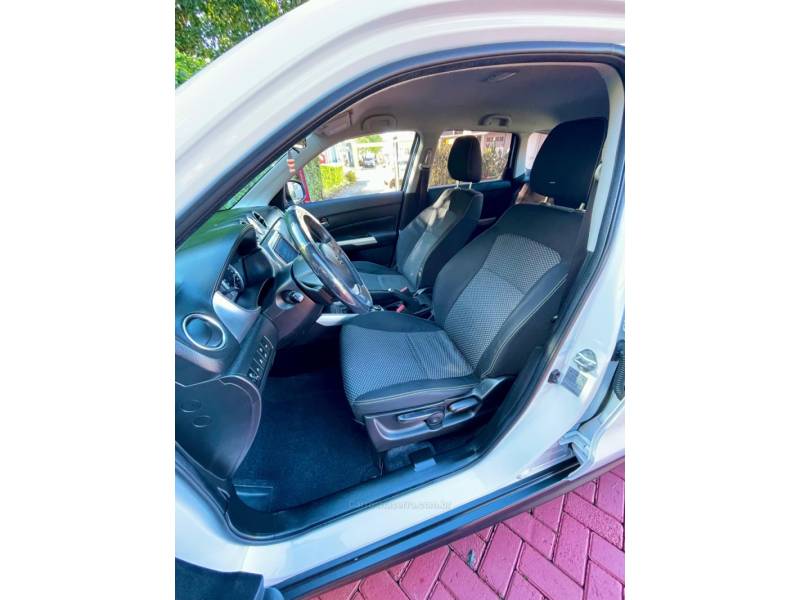 SUZUKI - VITARA - 2017/2017 - Branca - R$ 77.900,00