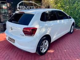 VOLKSWAGEN - POLO - 2018/2019 - Branca - R$ 74.900,00