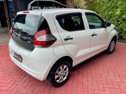 FIAT - MOBI - 2017/2018 - Branca - R$ 34.900,00