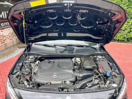 MERCEDES-BENZ - GLA 200 - 2017/2017 - Preta - R$ 115.900,00