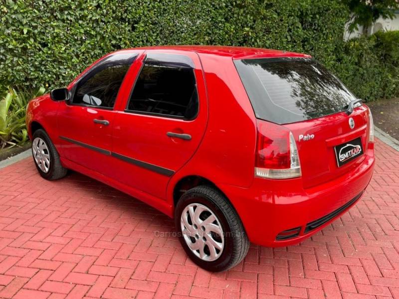 FIAT - PALIO - 2007/2007 - Vermelha - R$ 28.900,00