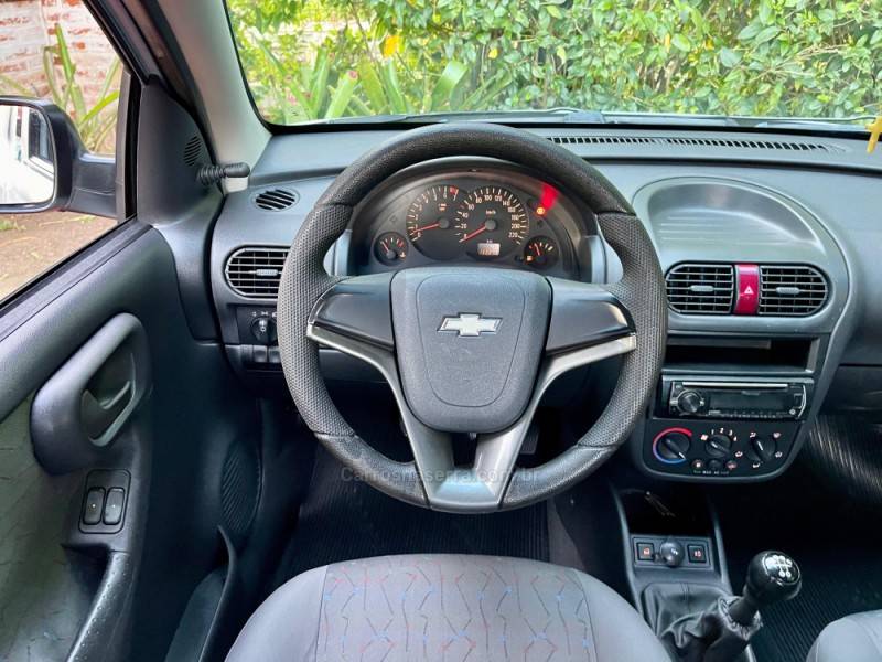 CHEVROLET - MONTANA - 2006/2006 - Prata - R$ 36.900,00