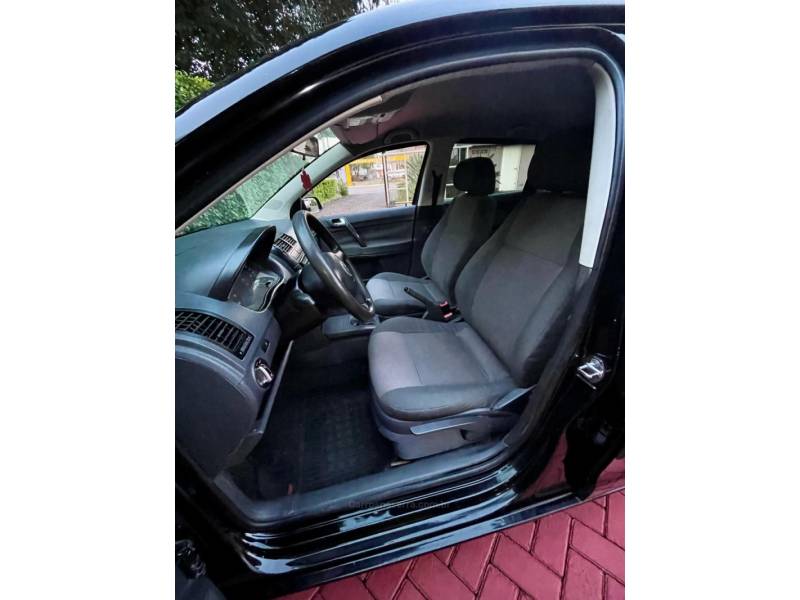 VOLKSWAGEN - POLO - 2007/2008 - Preta - R$ 28.900,00
