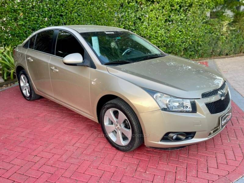 CHEVROLET - CRUZE - 2014/2014 - Bege - R$ 59.900,00