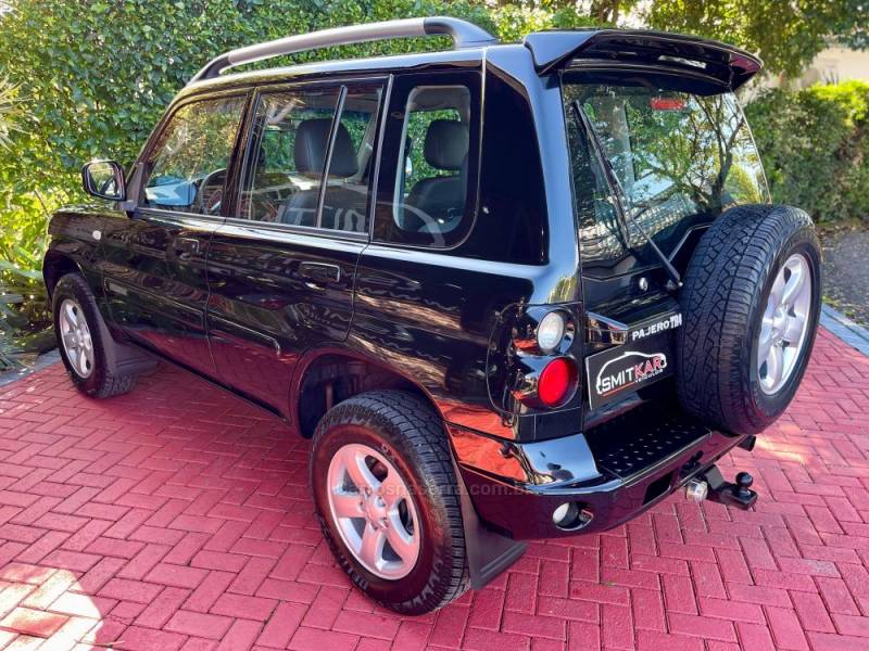 MITSUBISHI - PAJERO TR4 - 2008/2008 - Preta - R$ 48.900,00