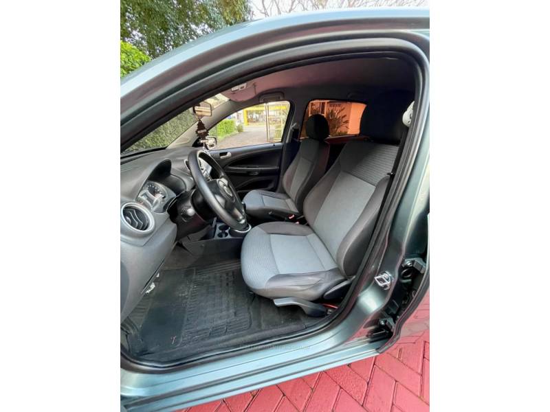 VOLKSWAGEN - GOL - 2010/2011 - Cinza - R$ 24.900,00