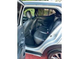 NISSAN - KICKS - 2018/2019 - Branca - R$ 88.900,00