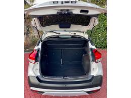 NISSAN - KICKS - 2018/2019 - Branca - R$ 88.900,00