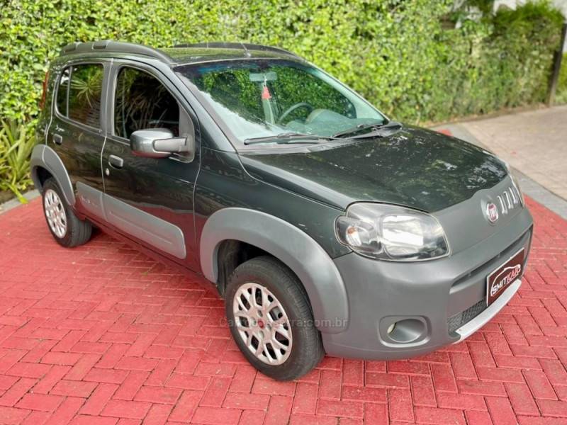 FIAT - UNO - 2011/2012 - Cinza - R$ 34.900,00