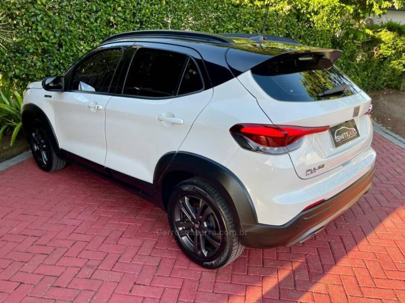 FIAT - PULSE - 2023/2024 - Branca - R$ 96.900,00