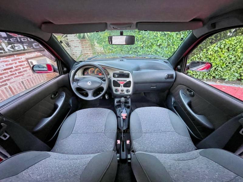 FIAT - PALIO - 2002/2002 - Vermelha - R$ 18.900,00
