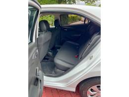 CHEVROLET - ONIX - 2019/2019 - Branca - R$ 57.900,00