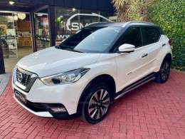 NISSAN - KICKS - 2018/2019 - Branca - R$ 88.900,00