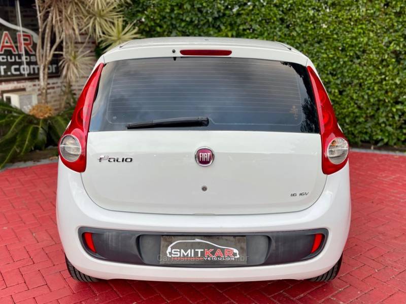 FIAT - PALIO - 2013/2013 - Branca - R$ 38.900,00
