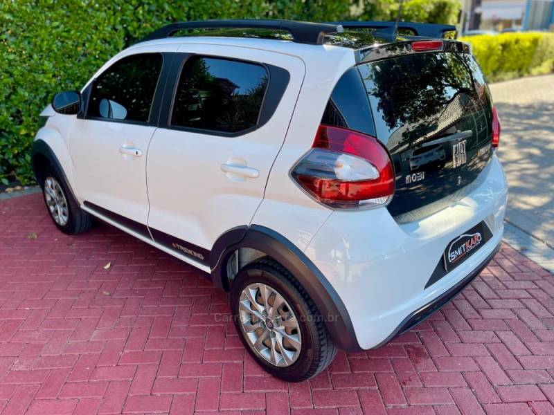 FIAT - MOBI - 2021/2021 - Branca - R$ 58.900,00