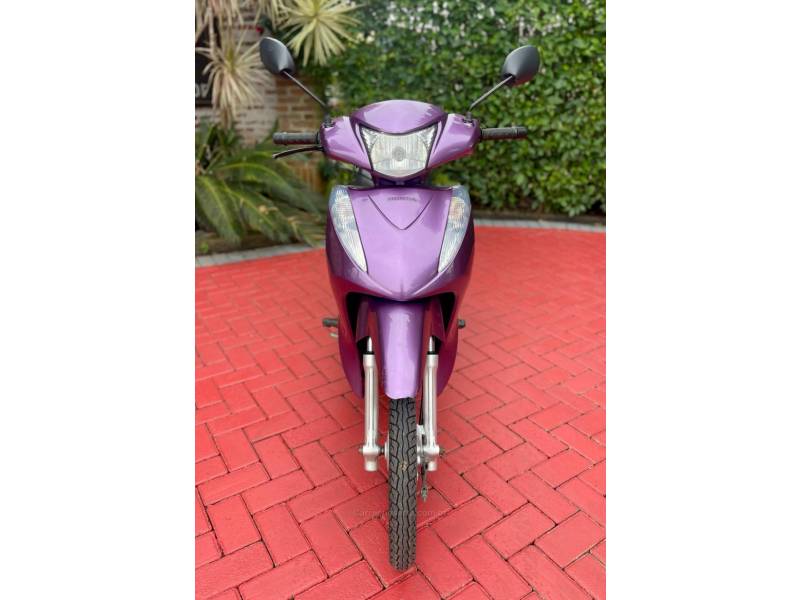 HONDA - BIZ 125 - 2011/2012 - Rosa - R$ 10.900,00