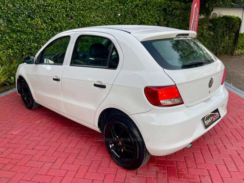 VOLKSWAGEN - GOL - 2008/2009 - Branca - R$ 28.900,00