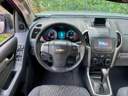 CHEVROLET - S10 - 2014/2014 - Prata - R$ 105.000,00