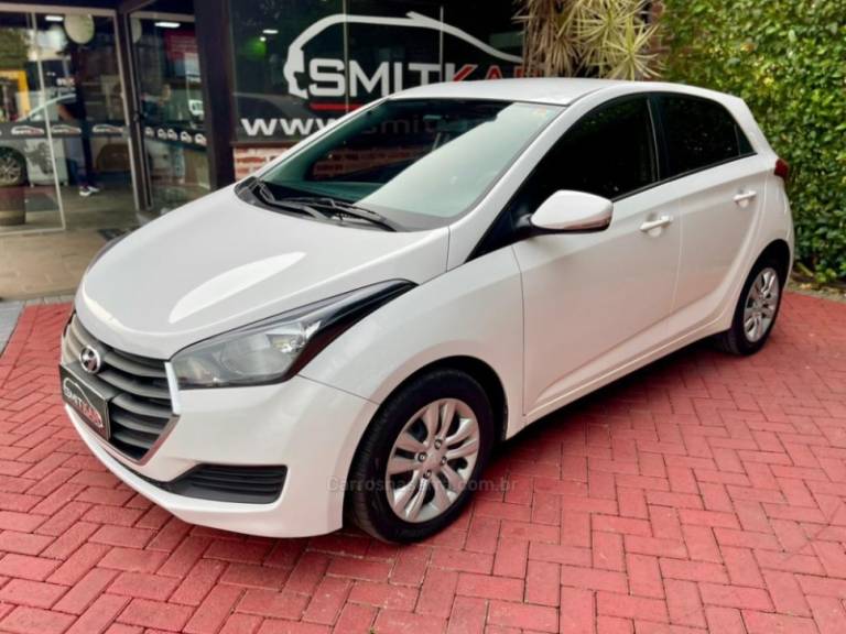 HYUNDAI - HB20 - 2017/2017 - Branca - R$ 64.900,00