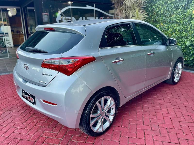 HYUNDAI - HB20 - 2015/2015 - Prata - R$ 58.900,00