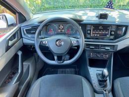 VOLKSWAGEN - POLO - 2018/2019 - Branca - R$ 74.900,00