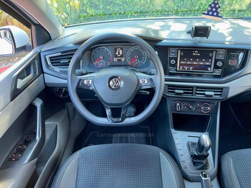 VOLKSWAGEN - POLO - 2018/2019 - Branca - R$ 74.900,00