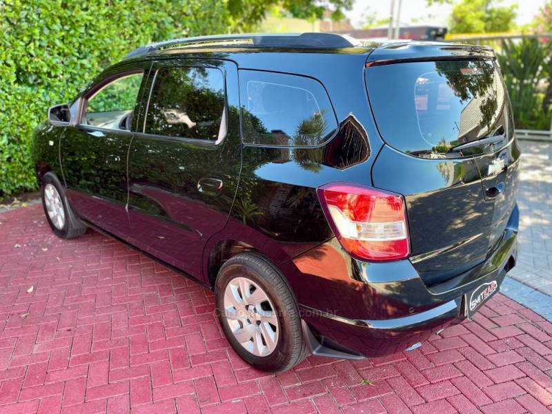 CHEVROLET - SPIN - 2014/2014 - Preta - R$ 56.900,00