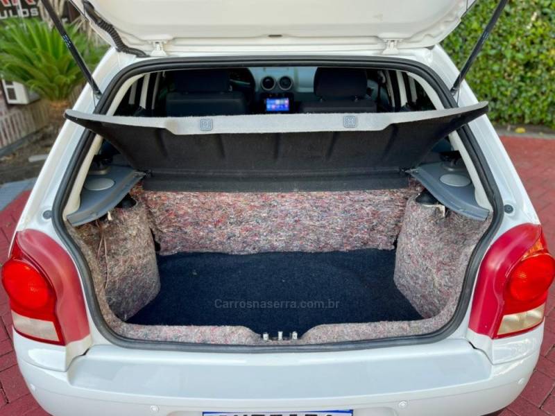 VOLKSWAGEN - GOL - 2014/2014 - Branca - R$ 26.900,00