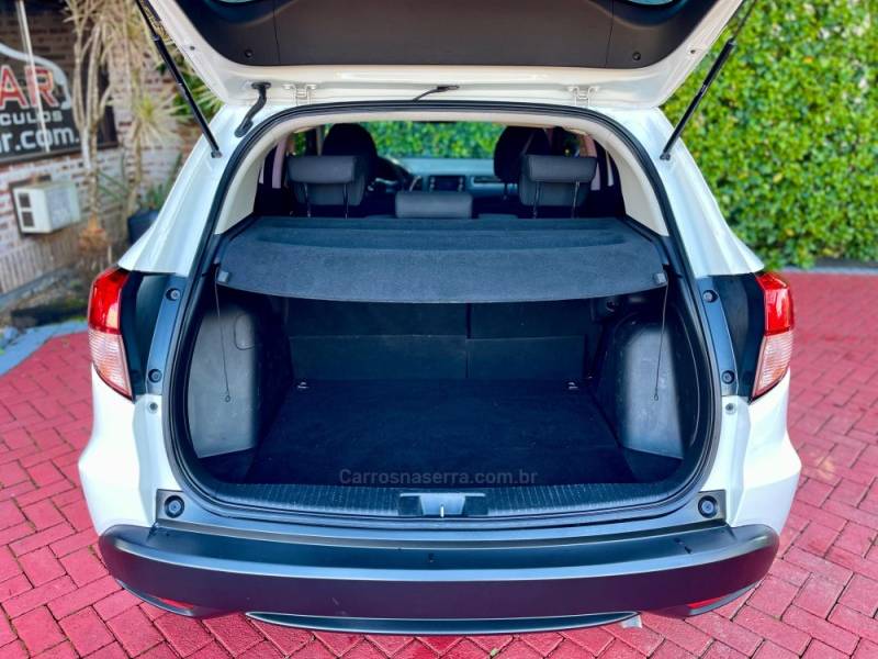 HONDA - HR-V - 2015/2016 - Branca - R$ 87.900,00