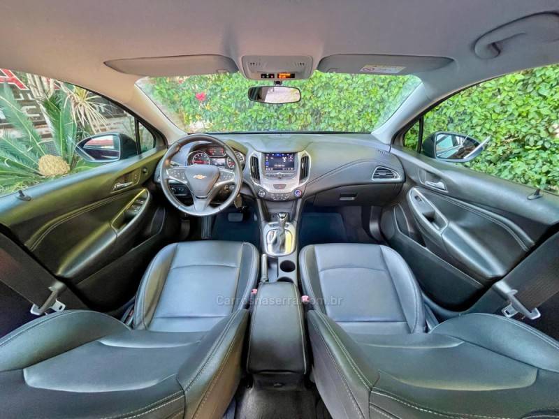 CHEVROLET - CRUZE - 2019/2020 - Vermelha - R$ 96.900,00