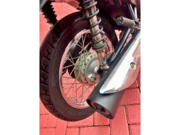 HONDA - BIZ 125 - 2011/2012 - Rosa - R$ 10.900,00