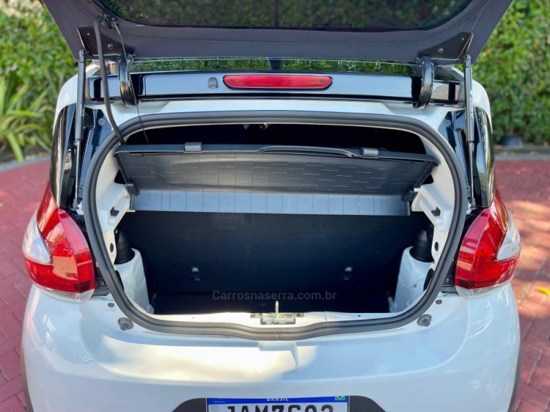 FIAT - MOBI - 2021/2021 - Branca - R$ 58.900,00