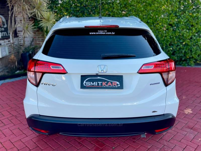 HONDA - HR-V - 2015/2016 - Branca - R$ 87.900,00