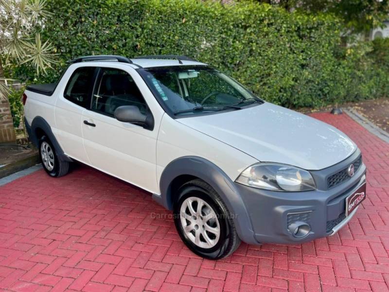 FIAT - STRADA - 2015/2016 - Branca - R$ 65.900,00
