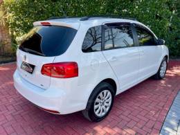 VOLKSWAGEN - SPACEFOX - 2011/2012 - Branca - R$ 42.900,00