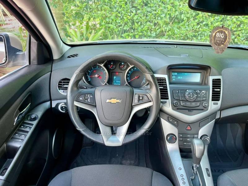 CHEVROLET - CRUZE - 2014/2014 - Bege - R$ 59.900,00