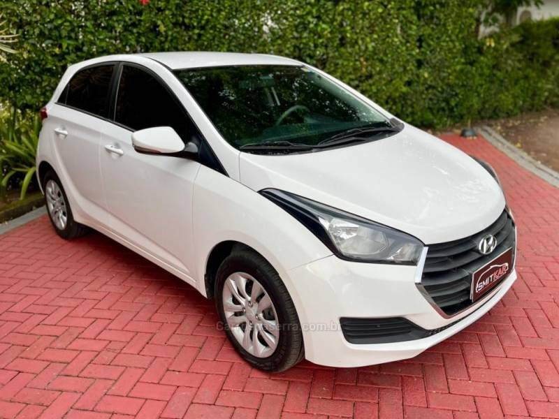 HYUNDAI - HB20 - 2017/2017 - Branca - R$ 64.900,00