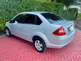 FORD - FIESTA - 2009/2009 - Prata - R$ 32.900,00