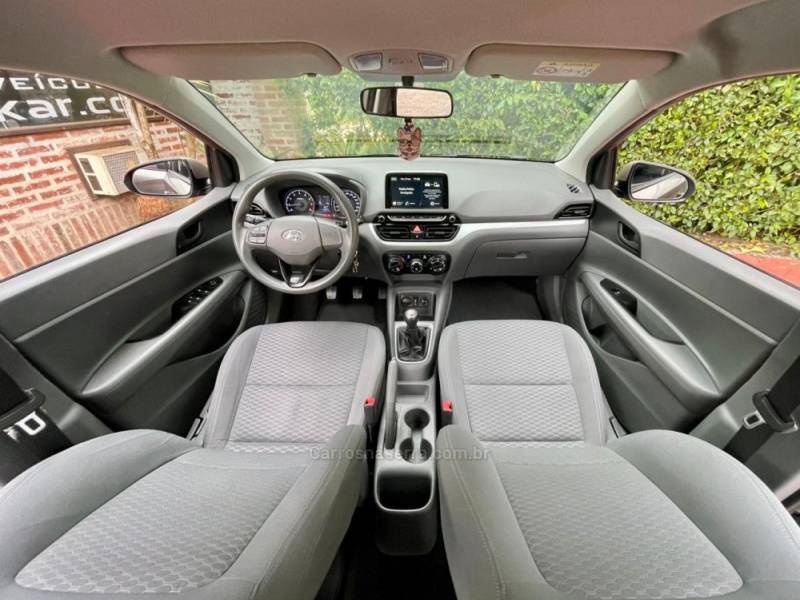 HYUNDAI - HB20 - 2021/2022 - Prata - R$ 66.900,00