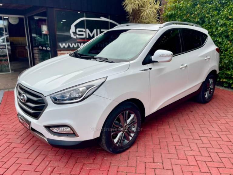 HYUNDAI - IX35 - 2018/2019 - Branca - R$ 92.900,00