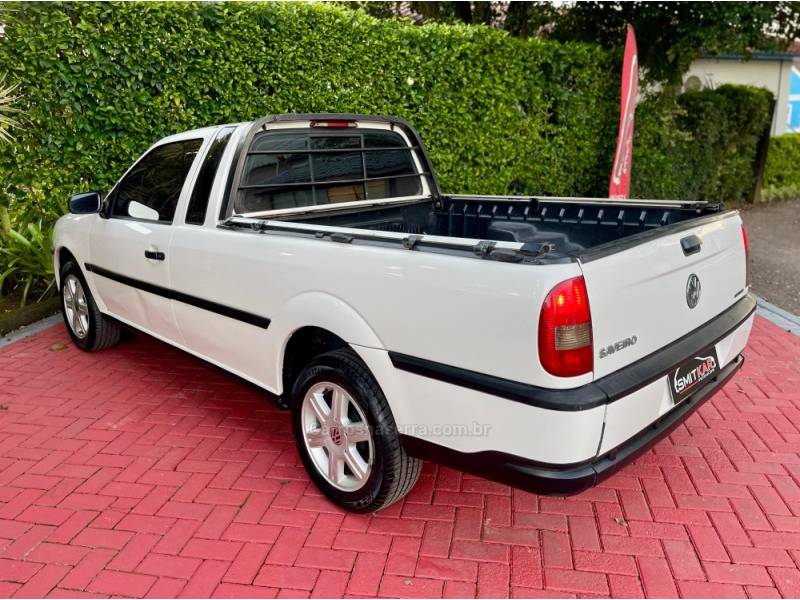 VOLKSWAGEN - SAVEIRO - 2005/2005 - Branca - R$ 25.900,00