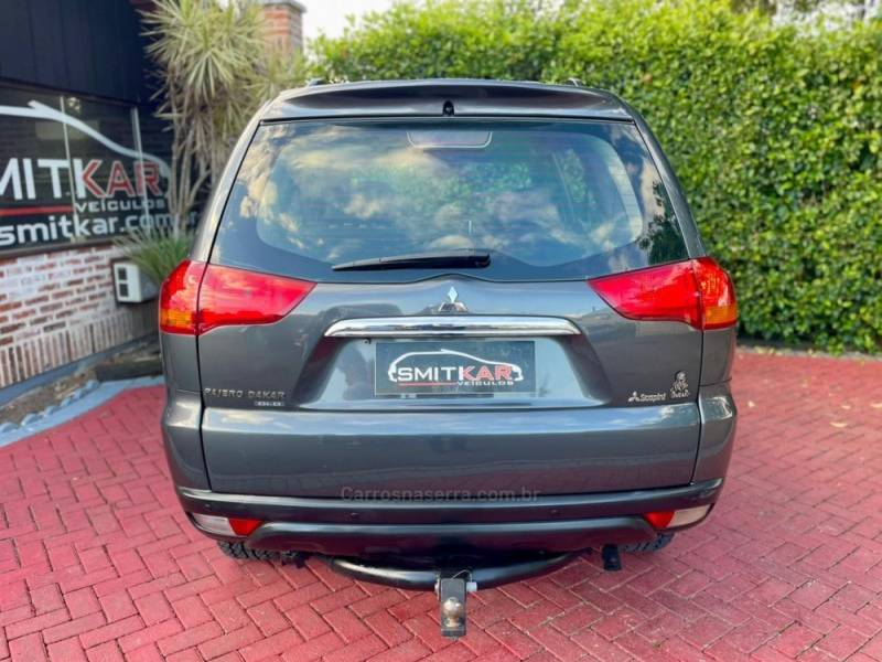 MITSUBISHI - PAJERO DAKAR - 2011/2012 - Cinza - R$ 105.900,00