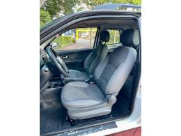 FIAT - STRADA - 2015/2016 - Branca - R$ 65.900,00