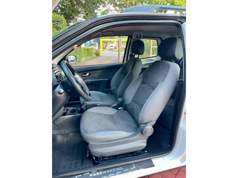 FIAT - STRADA - 2015/2016 - Branca - R$ 65.900,00